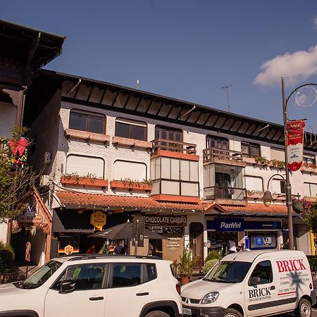Hospedagem Vila Suica Centro กรามาโด ภายนอก รูปภาพ