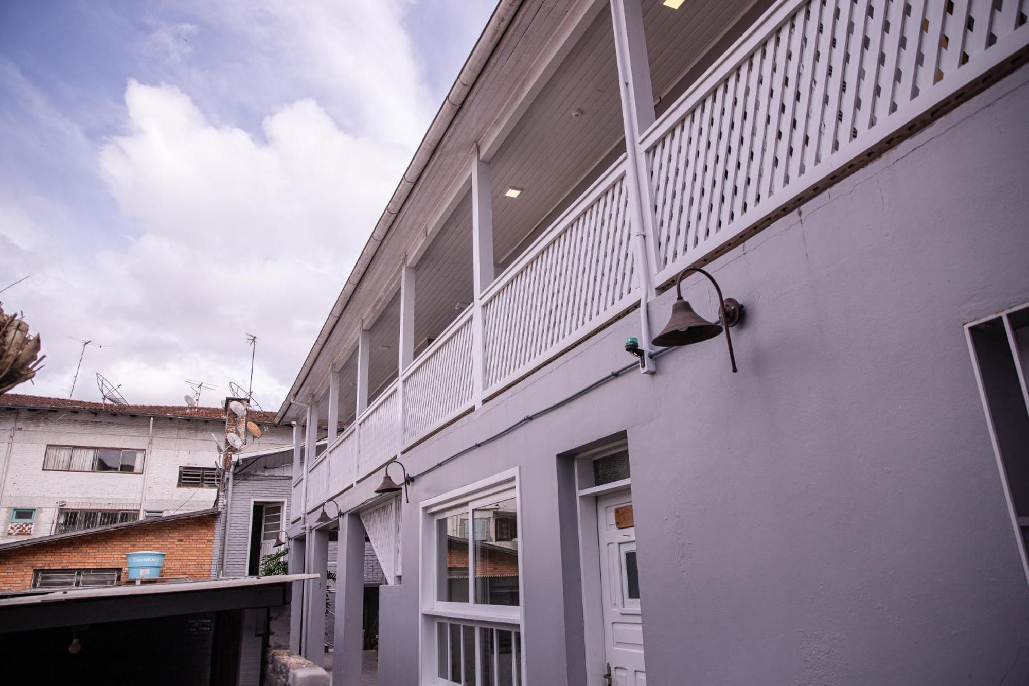 Hospedagem Vila Suica Centro กรามาโด ภายนอก รูปภาพ